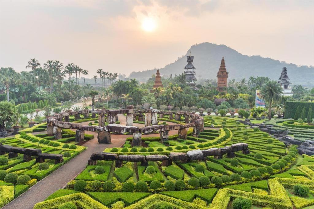 Baan Pimpisa Bangsaray Boutique Residence Bang Sare Exterior foto