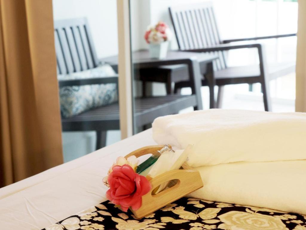 Baan Pimpisa Bangsaray Boutique Residence Bang Sare Exterior foto
